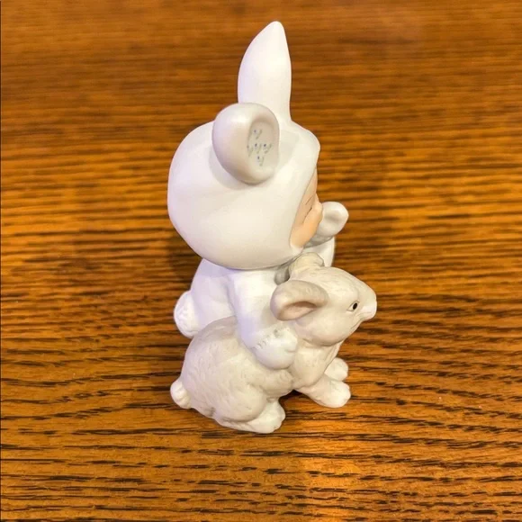 Vintage Morehead by Enesco 1984 Bunny Figure - Picture 2 of 4